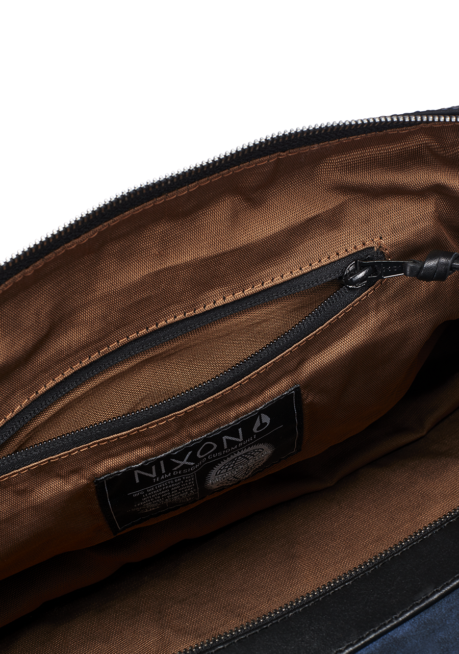 Desperado Duffle II Navy Black Leather Luxury Bag Nixon EU
